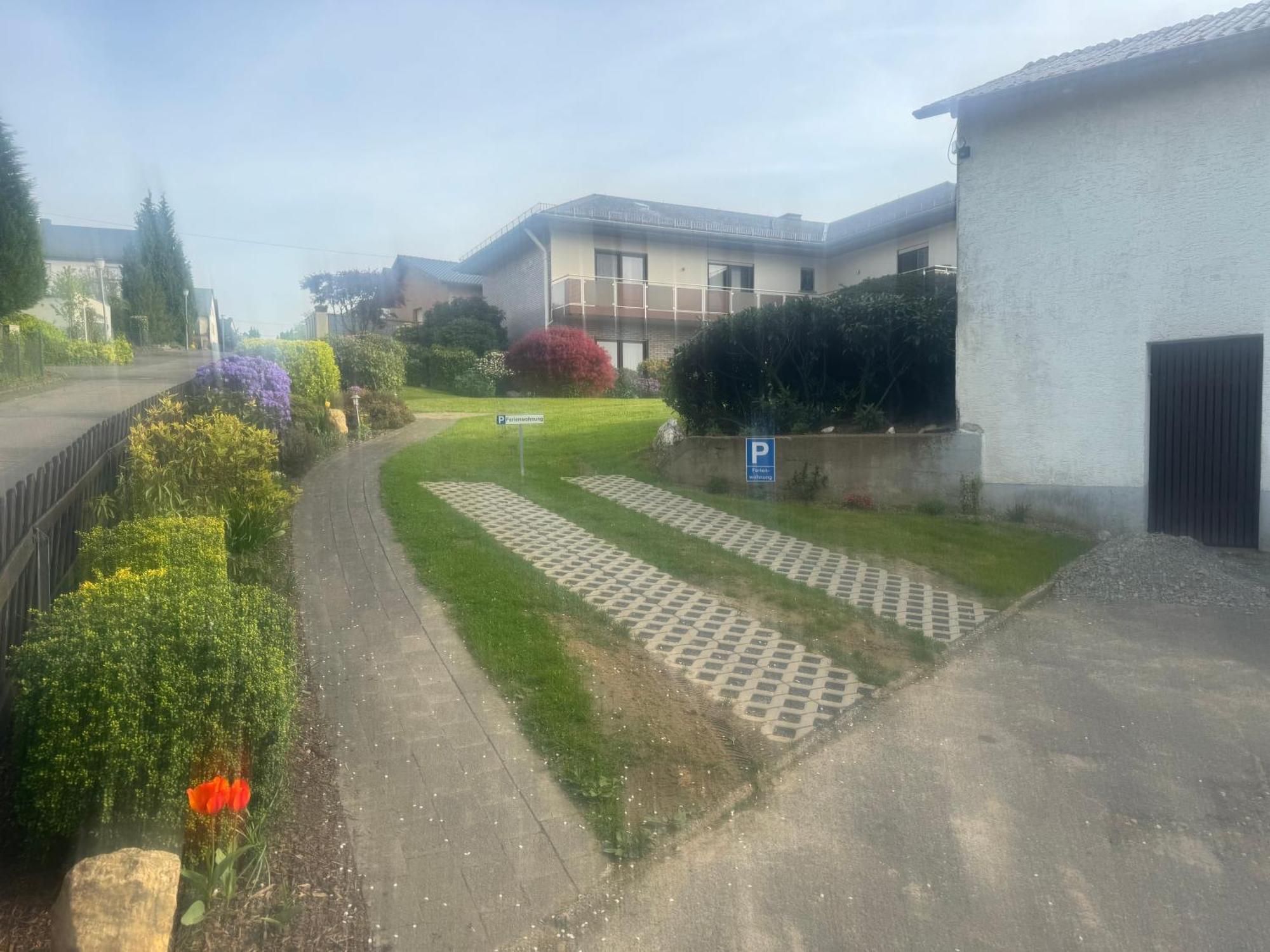 Ferienwohnungjahrsfeld Strassenhaus ภายนอก รูปภาพ